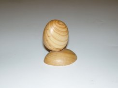 Miniurnička - valoun na podstavě