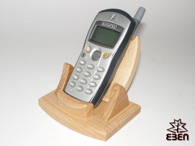 Dřevěný stojánek na mobilní telefon sklopný - SMT3B