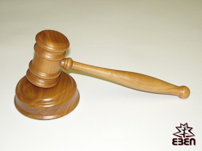 Kladivo určené pro aukce a soudce - AK3H