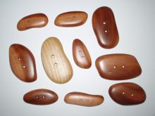 Knöpfe aus Holz