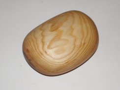 VAL6 Dřevěný valoun